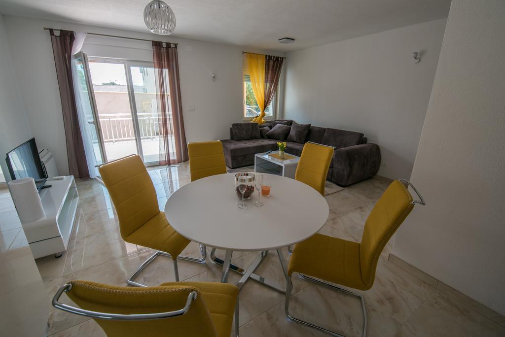 Villa Ljubica Vodice Esterno foto
