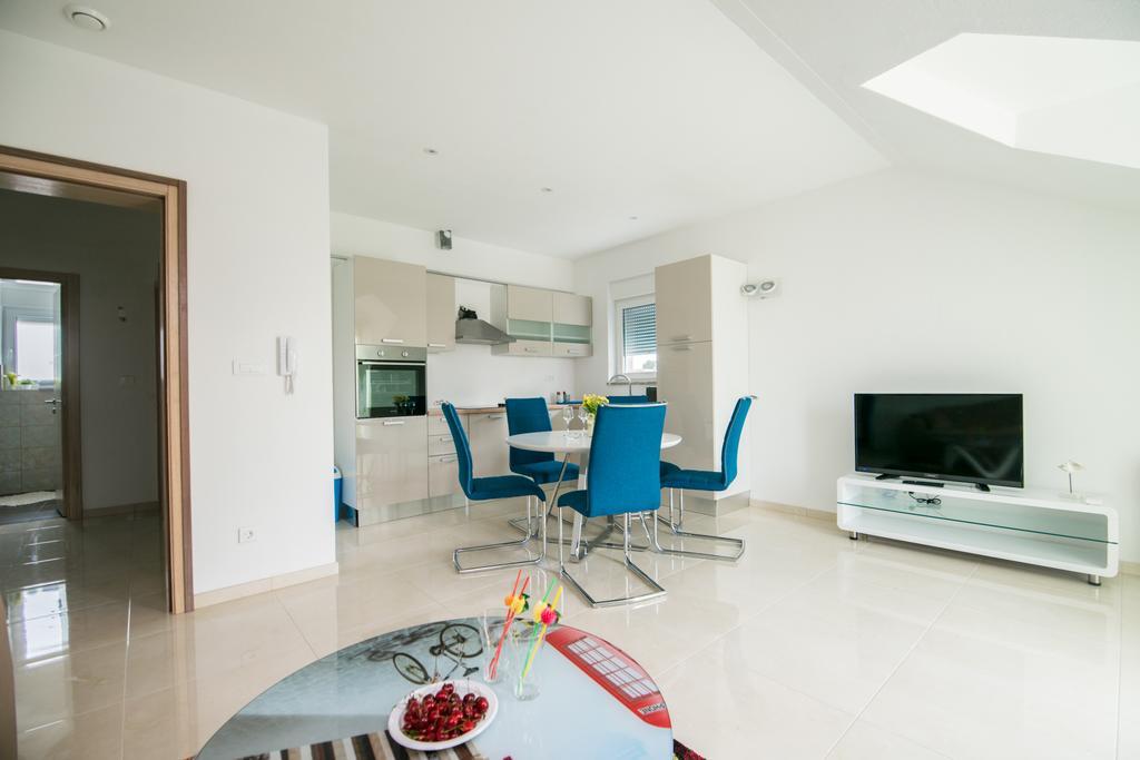 Villa Ljubica Vodice Esterno foto