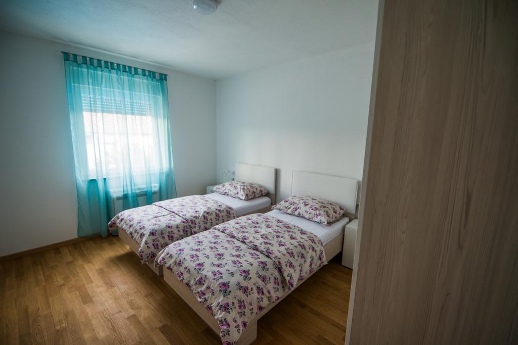Villa Ljubica Vodice Esterno foto