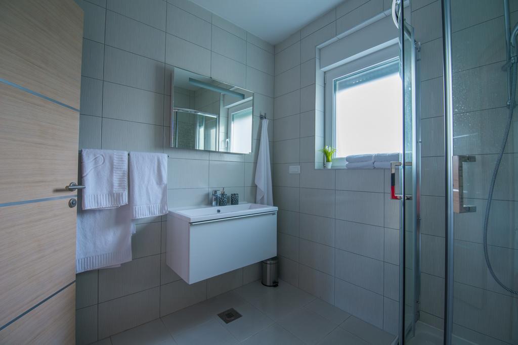 Villa Ljubica Vodice Esterno foto