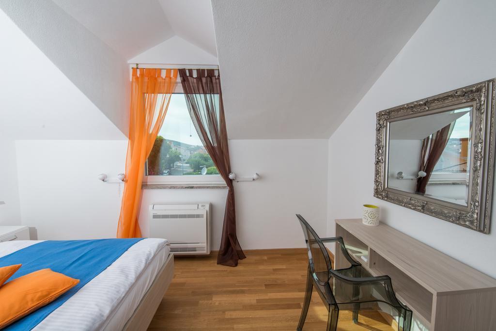 Villa Ljubica Vodice Esterno foto